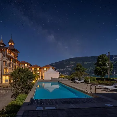 Du Hotel *