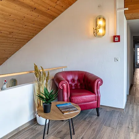 Du Hotel Därligen